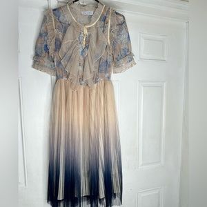 Elegant Navy and beige chiffon dress!
